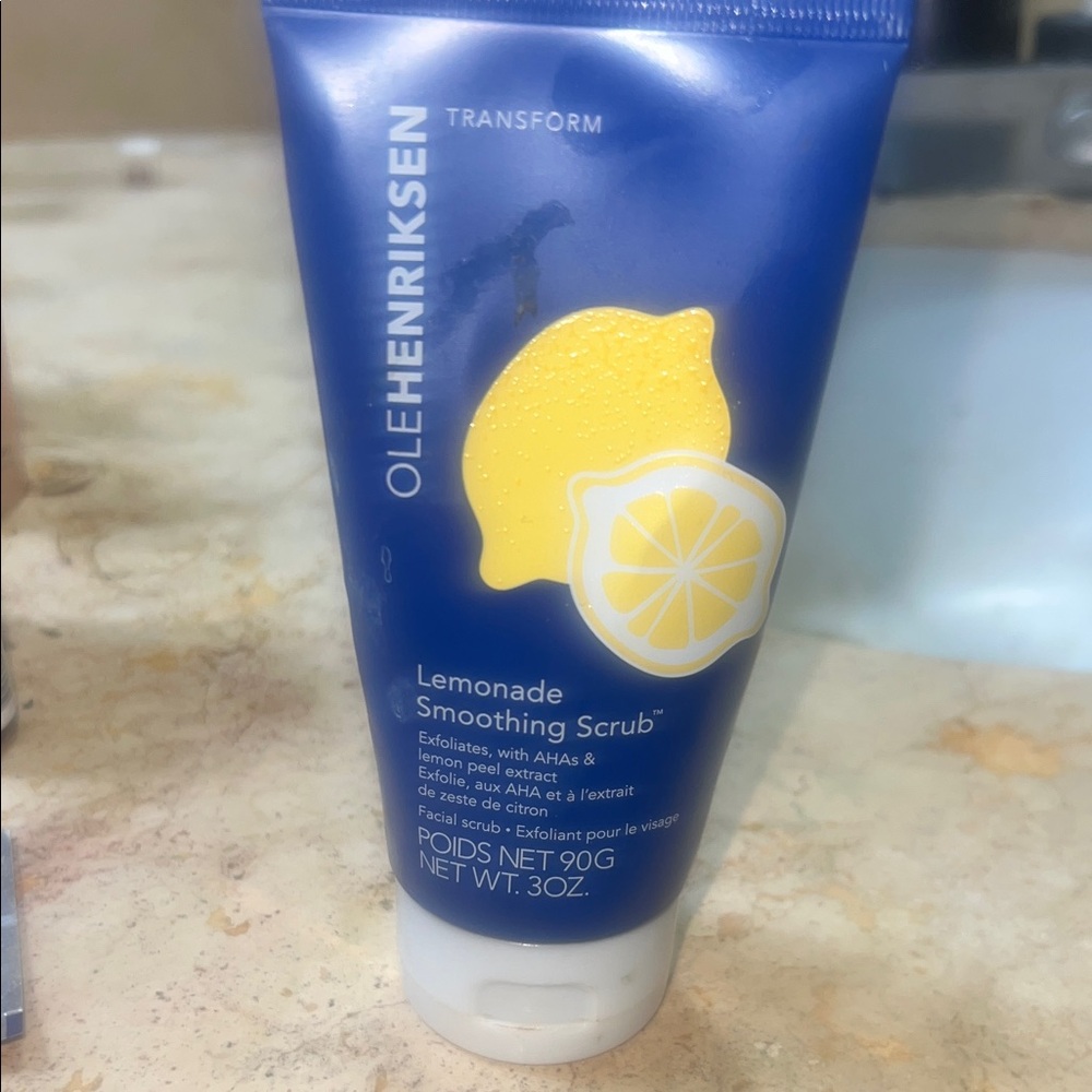 Ole Henriksen Blue Lemonade Scrub